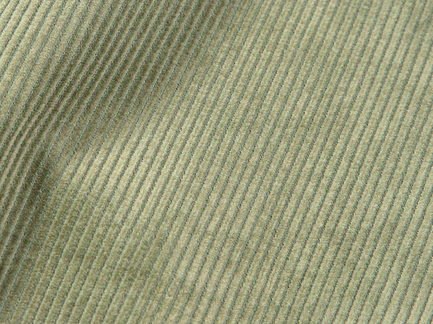 Pantalone Cropped Ampio in Velluto a Coste