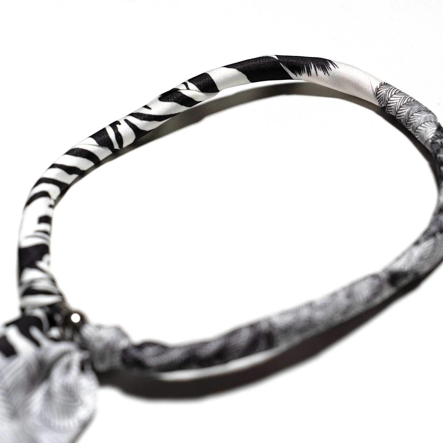 Collana Foulard Calamita Zebra